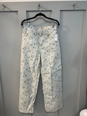 Old Navy White Floral Wide Leg Jeans